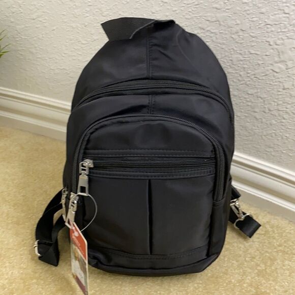 New Backpack - Compact Size - Black - Picture 1 of 10